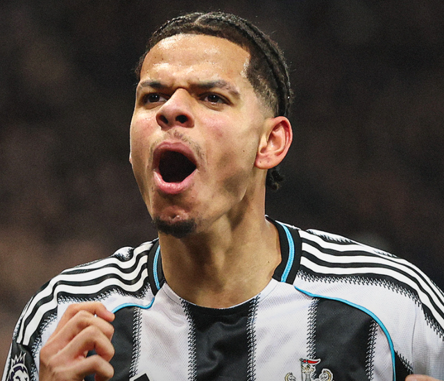 开云品牌门户-1-2！英超争四乱了：卡帅首败+4队差3分，3场硬仗定曼联命运